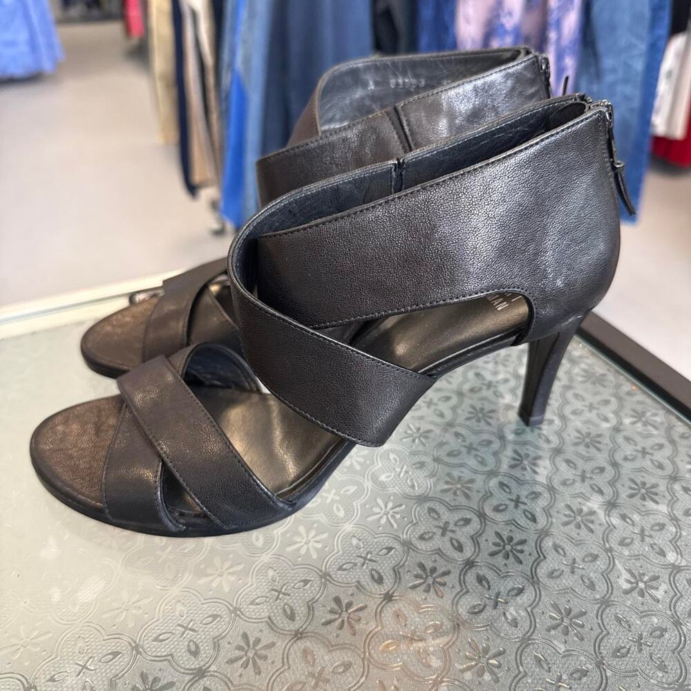 Stuart Weitzman Black Leather Heels Size 9.5